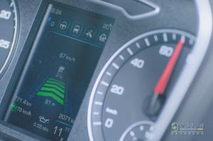 一汽解放智能卡車完成高速公路實(shí)車測(cè)試，駛?cè)胫悄軙r(shí)代