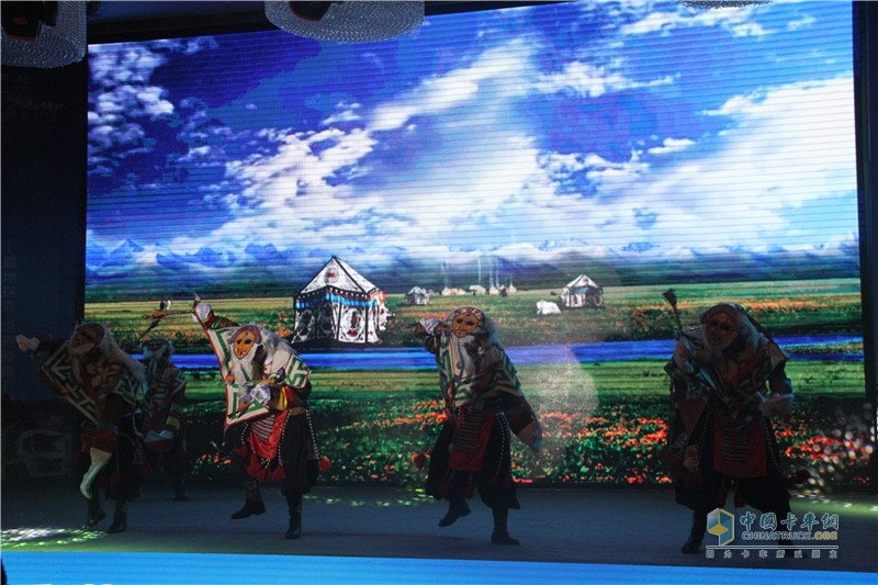 中國(guó)重汽藏地探索世界屋脊:中國(guó)重汽頒獎(jiǎng)典禮