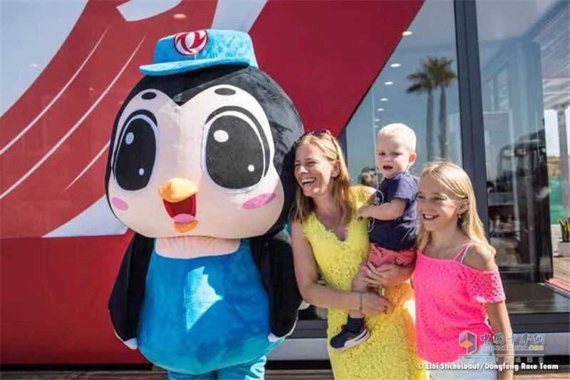 揚帆！起航！東風號踏上賽程，東風隊加油！