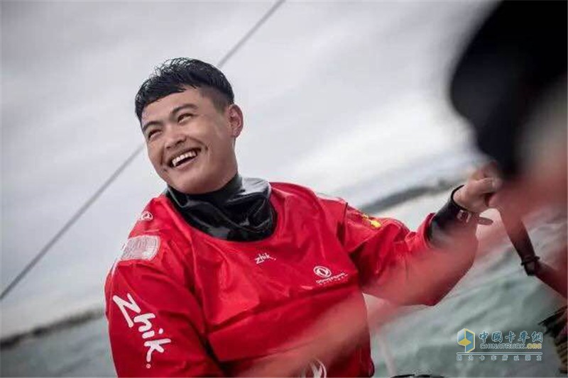 揚帆！起航！東風號踏上賽程，東風隊加油！