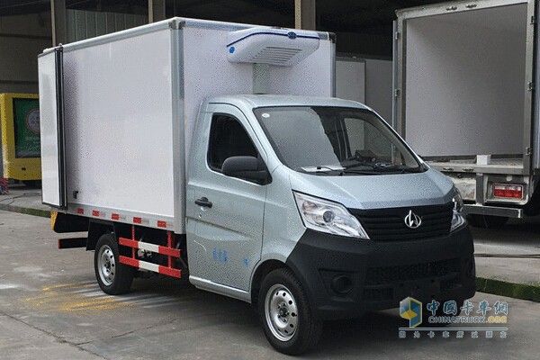 長(zhǎng)安冷藏車