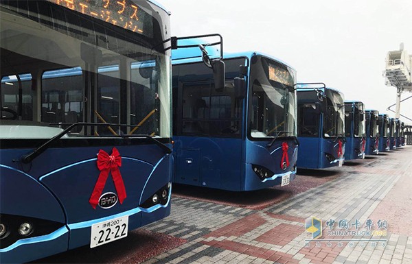 交付日本沖繩的比亞迪純電動(dòng)巴士車隊(duì)