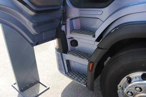 斯堪尼亞 G410 6×4NA 6×4牽引車(危險(xiǎn)品運(yùn)輸)