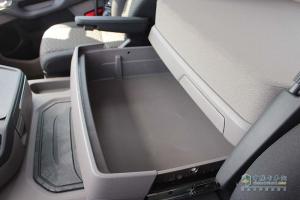 斯堪尼亞 G410 6×4NA 6×4牽引車(危險(xiǎn)品運(yùn)輸)