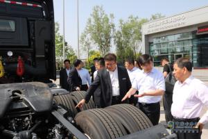 千臺冷鏈定制超級卡車簽約  歐曼方案助推冷鏈物流升級