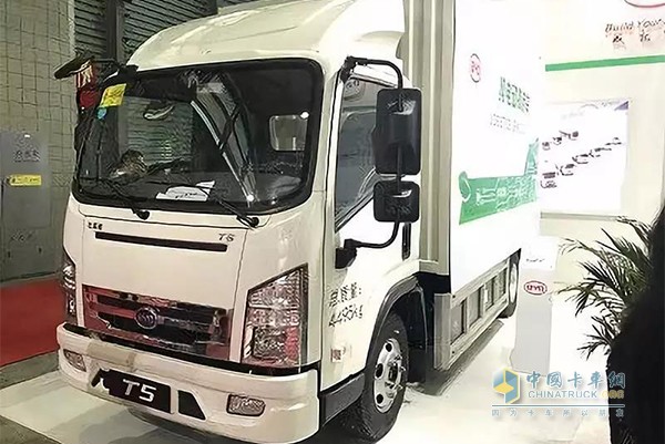 比亞迪T5純電動(dòng)卡車(chē)