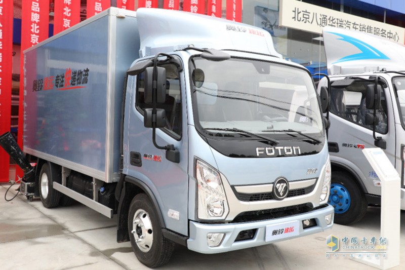 福田奧鈴速運(yùn)客戶(hù)交車(chē)儀式暨奧鈴品牌（北京）體驗(yàn)中心開(kāi)業(yè)典禮