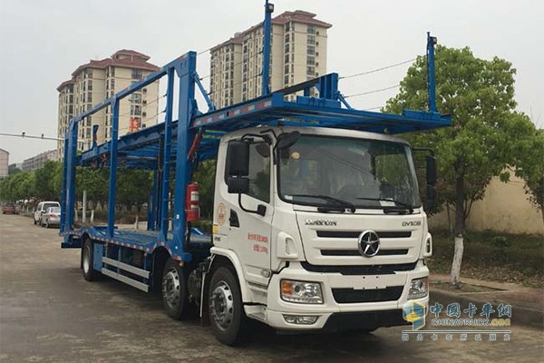 大運(yùn)中置軸轎運(yùn)車(chē)