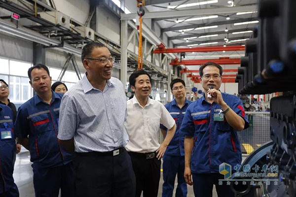 錢恒榮率錫柴研發(fā)、生產(chǎn)、銷售、管理等各線管理層回訪玉柴