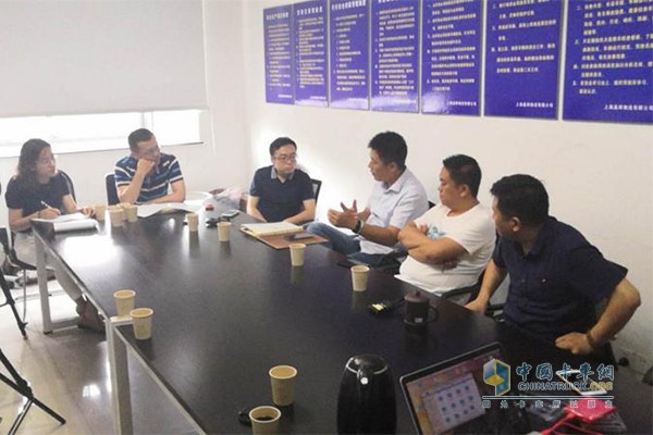 交流建議與經(jīng)驗(yàn)，完善服務(wù)系統(tǒng)升級(jí)，從市場(chǎng)中來(lái)，到市場(chǎng)中去