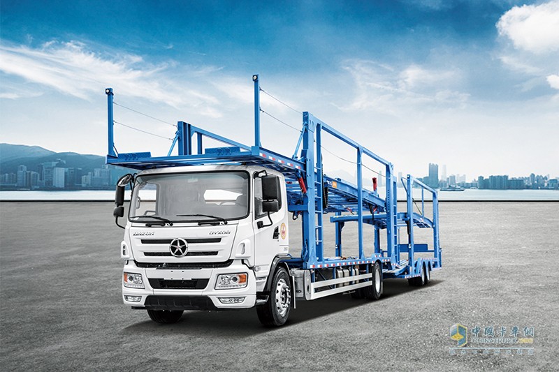 大運(yùn)N6中置軸4×2 290馬力國五轎運(yùn)車 