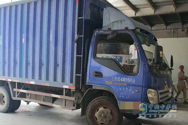 改裝大V的利器，福田時(shí)代領(lǐng)航正在工作中