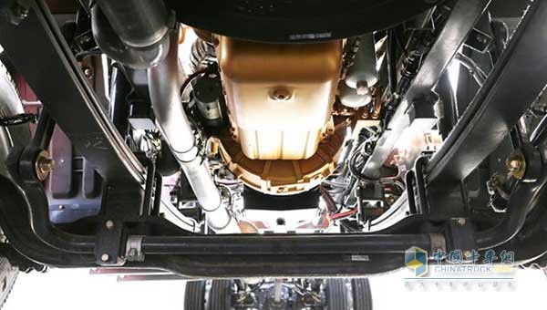 掙錢路上，新乘龍M3高效物流版助卡友“一臂之力”