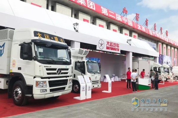 大運(yùn)重卡純電動(dòng)卡車