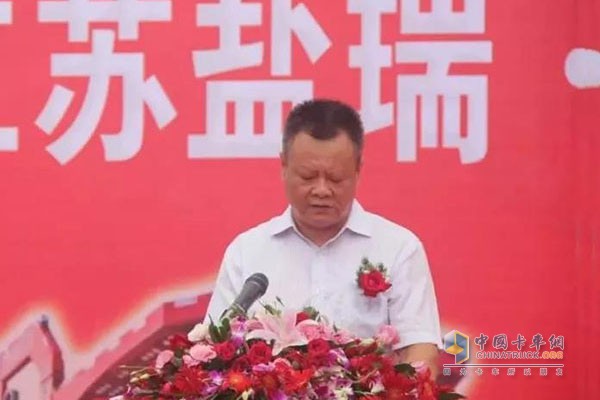 江蘇鹽瑞物流有限公司執(zhí)行董事錢(qián)紀(jì)仲