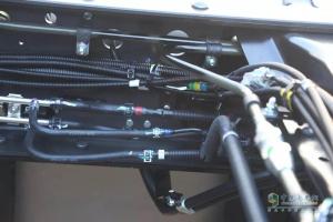 廣汽日野 700臻值 國五 6×4危運版