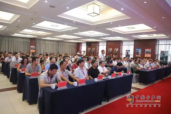 發(fā)布會(huì)現(xiàn)場座無虛席