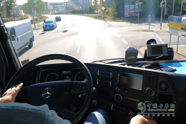 實(shí)況道路環(huán)境下智能駕駛測(cè)試