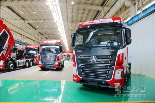 三一重卡牽引車(chē)