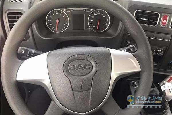 多功能方向盤(pán)