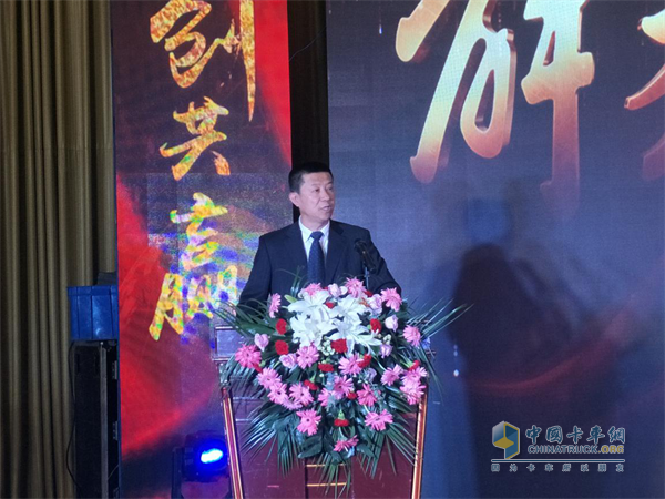 解放事業(yè)本部黨委副書記、紀(jì)委書記、工會(huì)主席劉延昌