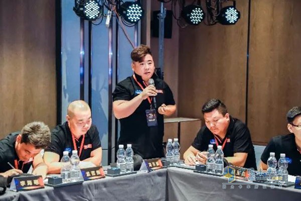 用青春鑄就夢(mèng)想的卡友團(tuán)團(tuán)長(zhǎng)、ISZ代言人海宗鵬