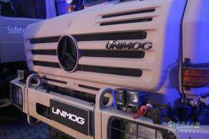 百變金剛 越野之王烏尼莫克實力上演“天降神兵”