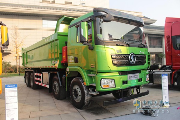 國(guó)六排放的城市綠色渣土車(chē)