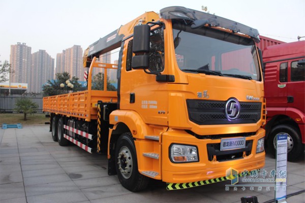 德龍新M3000隨車(chē)起重車(chē)