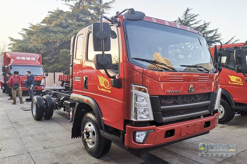 HOWO 悍將 4X2 國六 163馬力藍(lán)牌朝柴公路貨運(yùn)輕卡