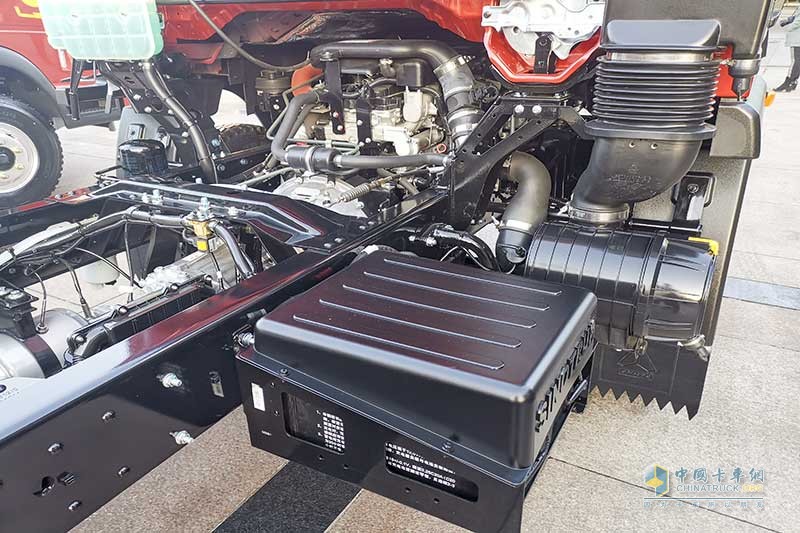 HOWO 悍將 4X2 國六 163馬力藍(lán)牌朝柴公路貨運(yùn)輕卡