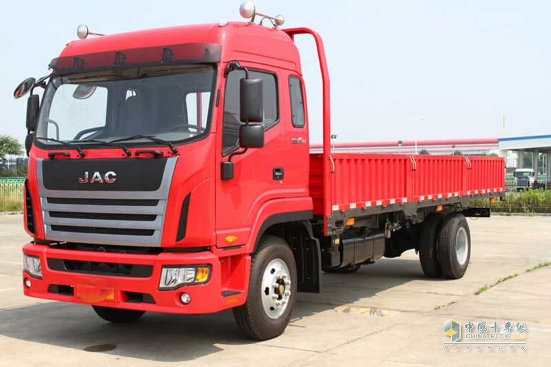 江淮 格爾發(fā)K6L中卡 160馬力 4X2 6.8米欄板載貨車(chē)(HFC1161P3K1A50S2V)