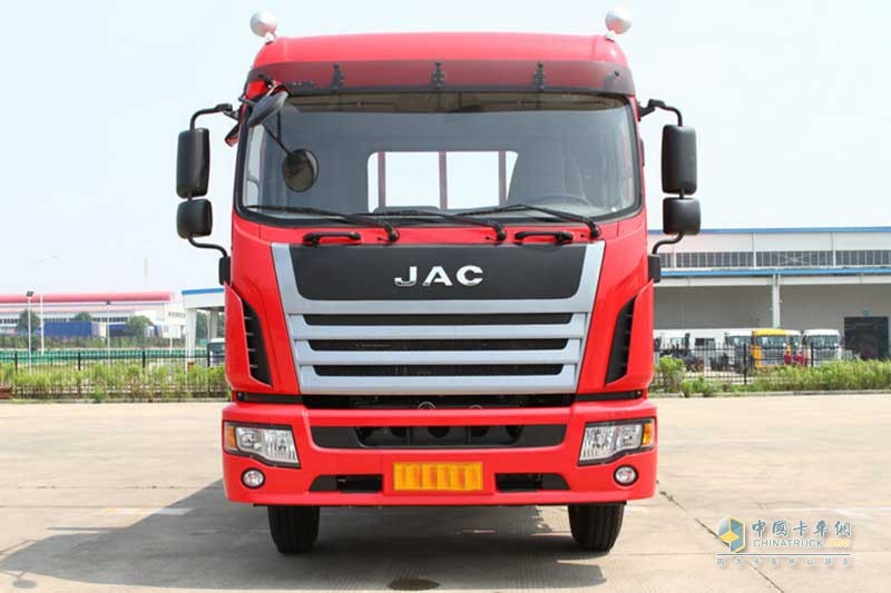 江淮 格爾發(fā)K6L中卡 160馬力 4X2 6.8米欄板載貨車(chē)(HFC1161P3K1A50S2V)