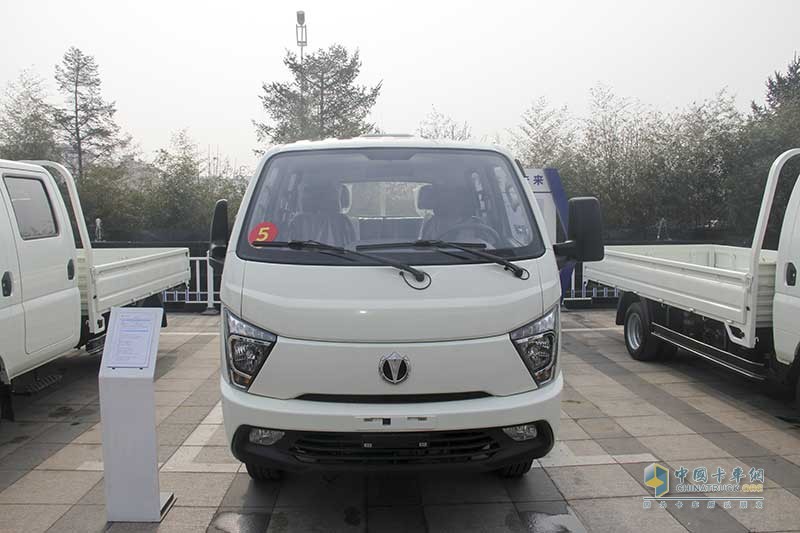 飛碟締途DX 雙排 100馬力國(guó)六欄板式載貨車 