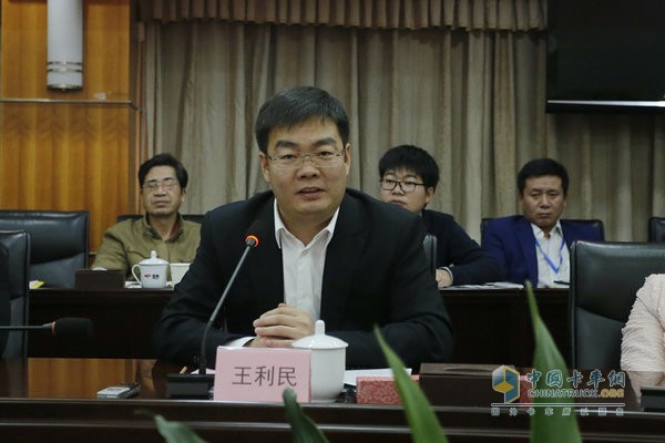 中國汽車工業(yè)協(xié)會車用發(fā)動機分會理事長、玉柴股份副總裁王利民