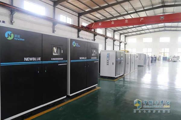 車用尿素質(zhì)量傳感器”是新藍車用尿素智能制造機的重要組件