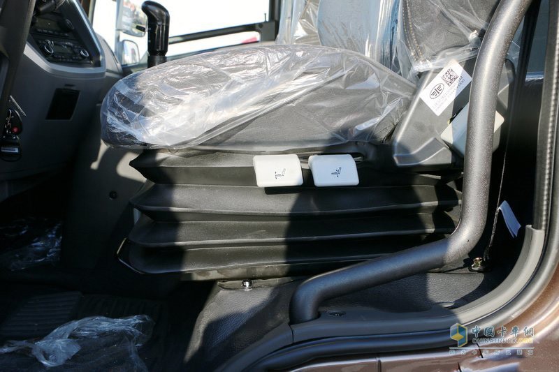 解放 麟VH 160馬力 6.7米單排載貨車 