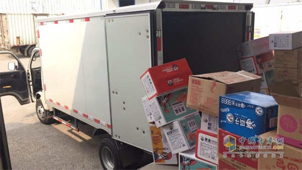 祥菱微卡出色的可靠性、動力性，確保貨品第一時間送達到位