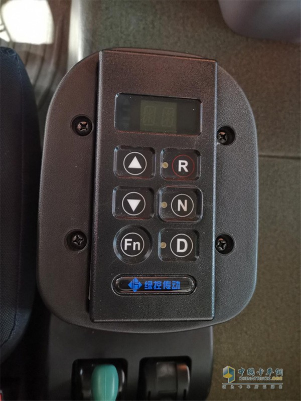 電動(dòng)無(wú)級(jí)傳動(dòng)