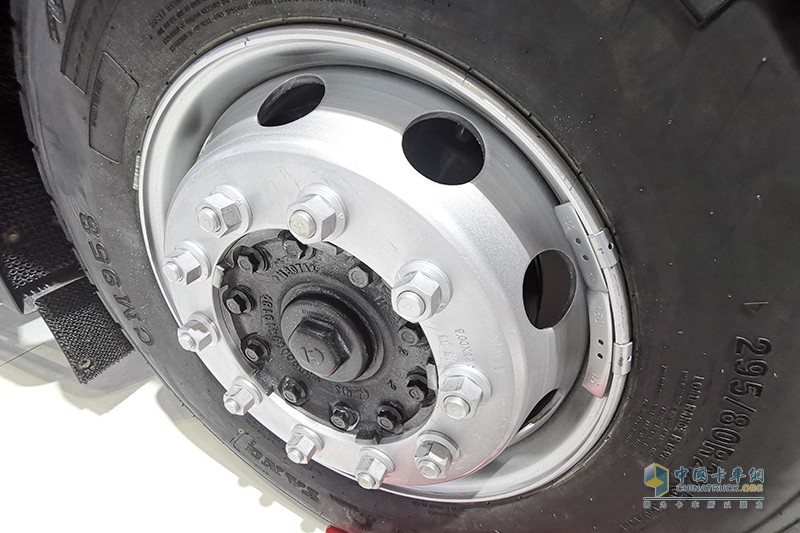 慶鈴汽車 FRT 4×2 國六載貨車底盤