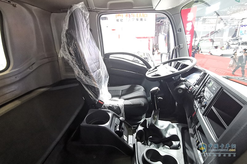 慶鈴汽車 FRT 4×2 國六載貨車底盤