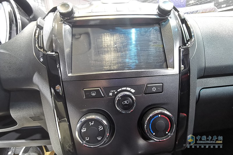 慶鈴汽車 TAGA 4×2 皮卡 運動版