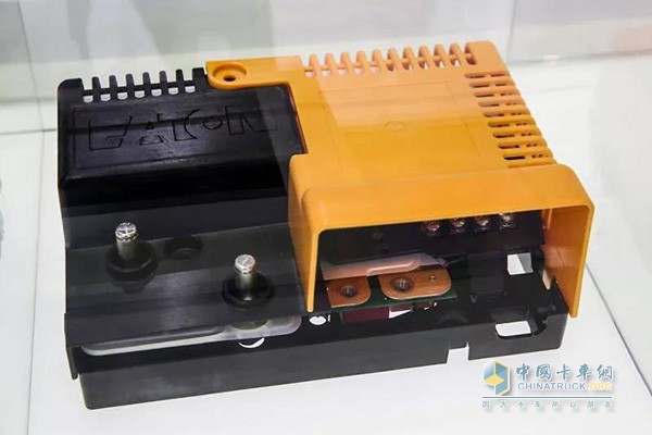 伊頓展出的電驅(qū)控制零部件