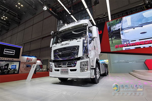 慶鈴 GIGA巨咖 2020版 520馬力 6×4 牽引車(chē)