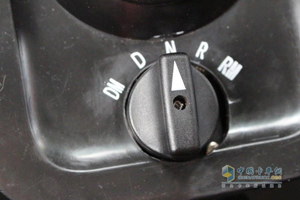 ZF TraXon 12檔自動變速箱旋轉(zhuǎn)開關(guān)