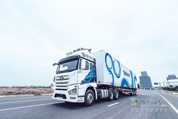 一汽解放無(wú)人駕駛卡車(chē)