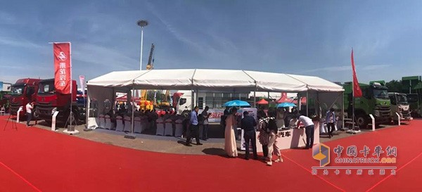 雄安機(jī)械展東風(fēng)柳汽展位