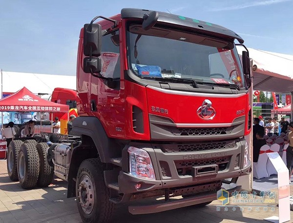 東風(fēng)柳汽乘龍牽引車