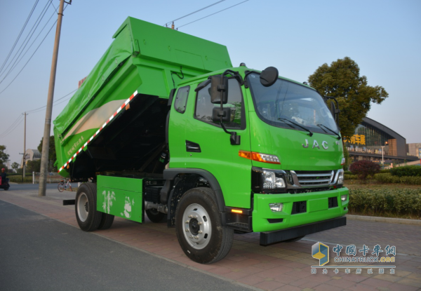 江淮新型城市渣土車(chē)