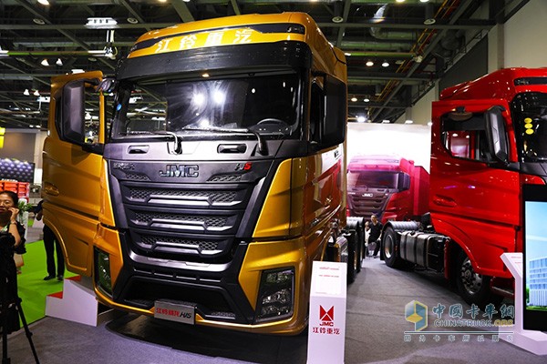 江鈴?fù)圚V5重卡